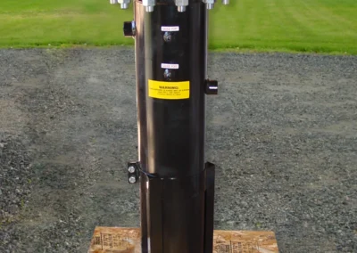 300 PSI liquid filter bag housing for high-pressure industrial fluid filtration applications