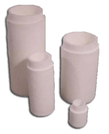 Vacuum filter made from porous plastic for gas filtration and contamination control